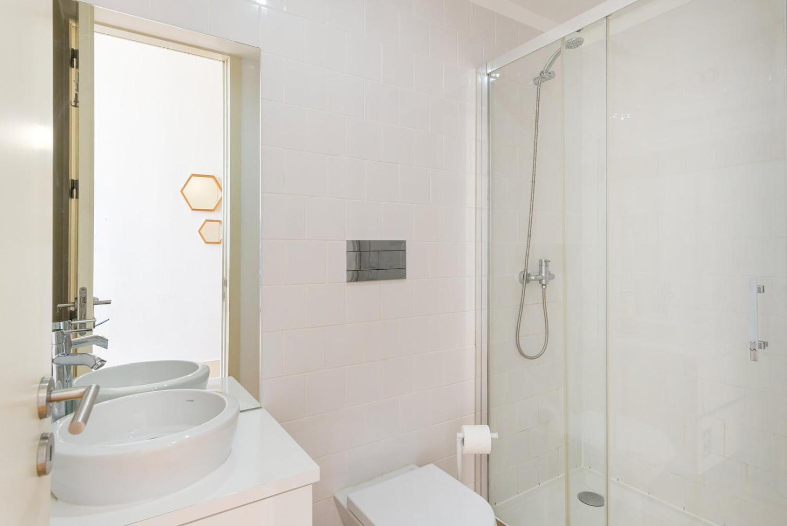 Апартаменты Guestready - Urban Oasis With Private Balcony Порту Экстерьер фото